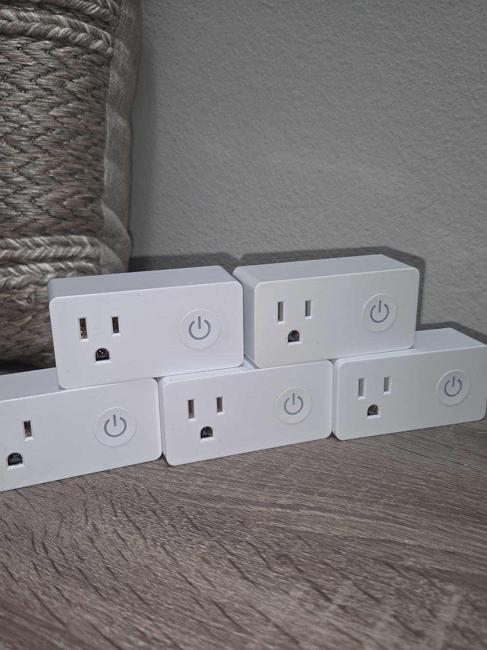 Link White Smart Wi‑Fi Outlet Plugs — Pack of 5